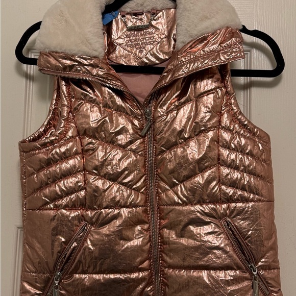 Jou Jou Other - Jou Jou Gold Quilted Puffer Vest